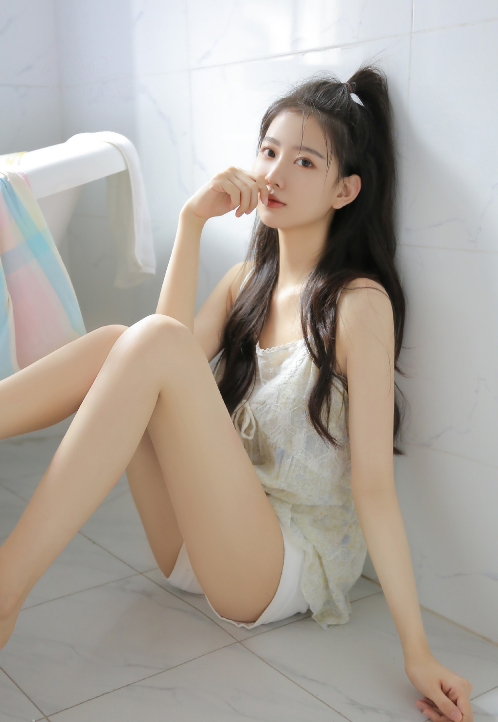 初恋感嫩模居家写真 - 治愈系少女私房影像